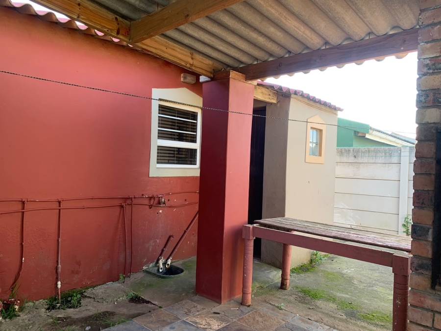 3 Bedroom Property for Sale in Pellsrus Eastern Cape